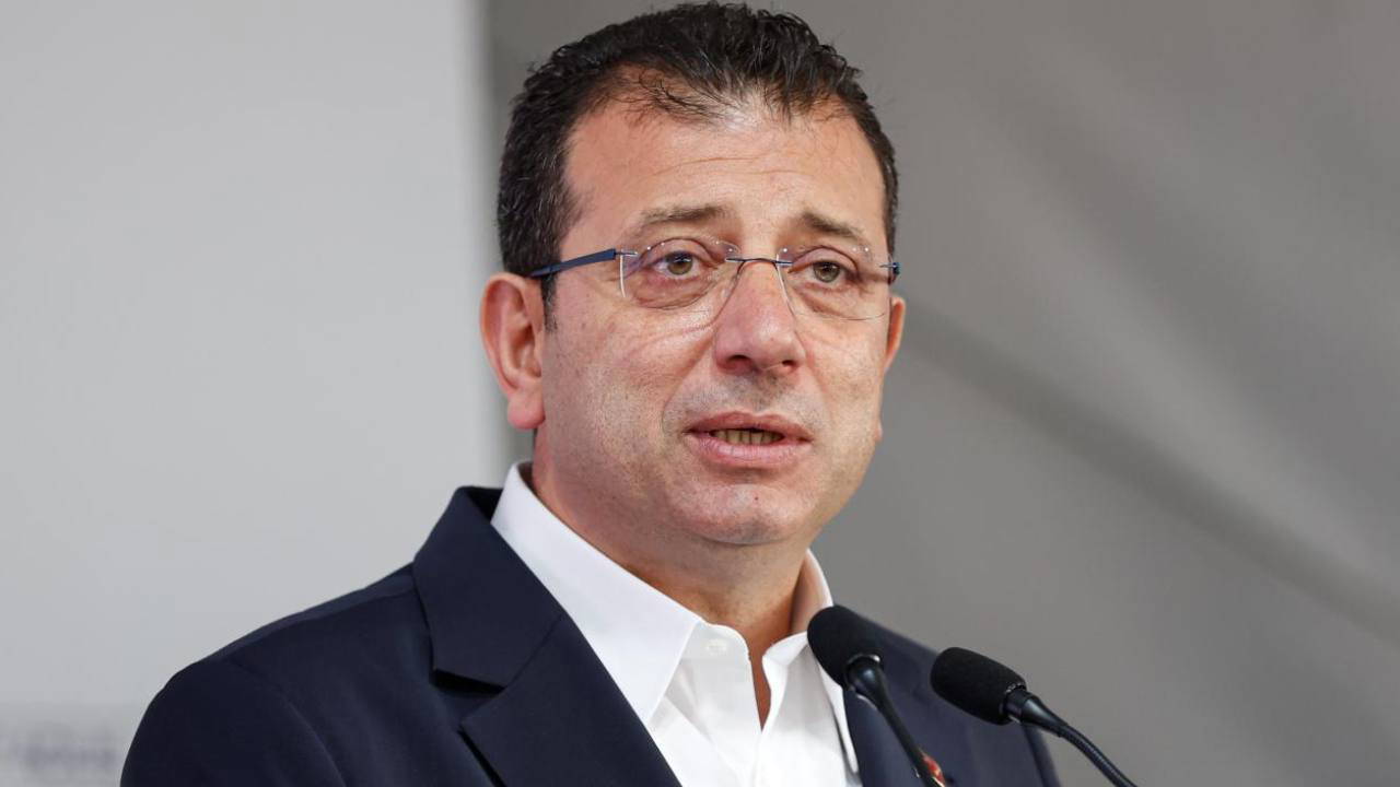 Silivri'deki görüşmede duygusal anlar... Ekrem İmamoğlu'nun gözleri doldu!