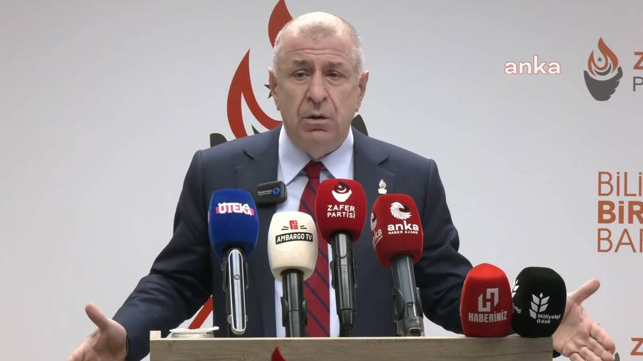 Ümit Özdağ'dan iktidara 'kitlesel göç' tepkisi: 'Dostum Trump söyleyince çok doğru, Zafer Partisi söyleyince ırkçı oluyor öyle mi?'