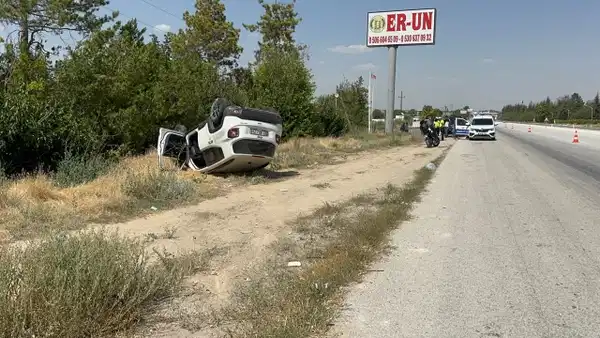 TIR'ın patlayan lastiği kazaya neden oldu: 3'ü çocuk 8 yaralı