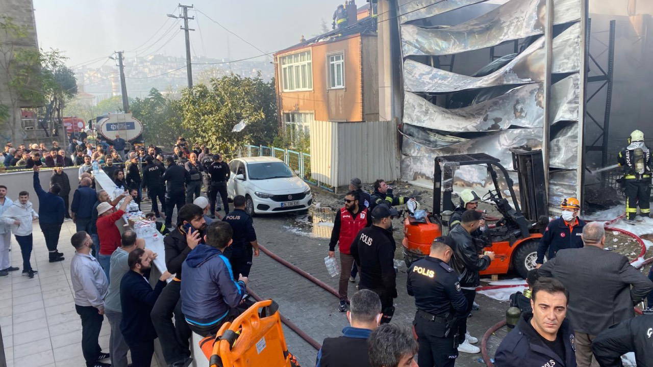 Selçuk Özdağ’dan Kocaeli’de parfüm deposunda çıkan yangınla ilgili soru önergesi