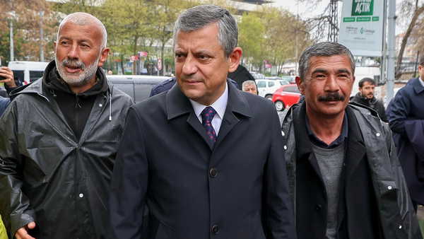 Özgür Özel'den Bağımsız Maden-İş tepkisi: Gökay Çakır ve Başaran Aksu serbest bırakılmalı