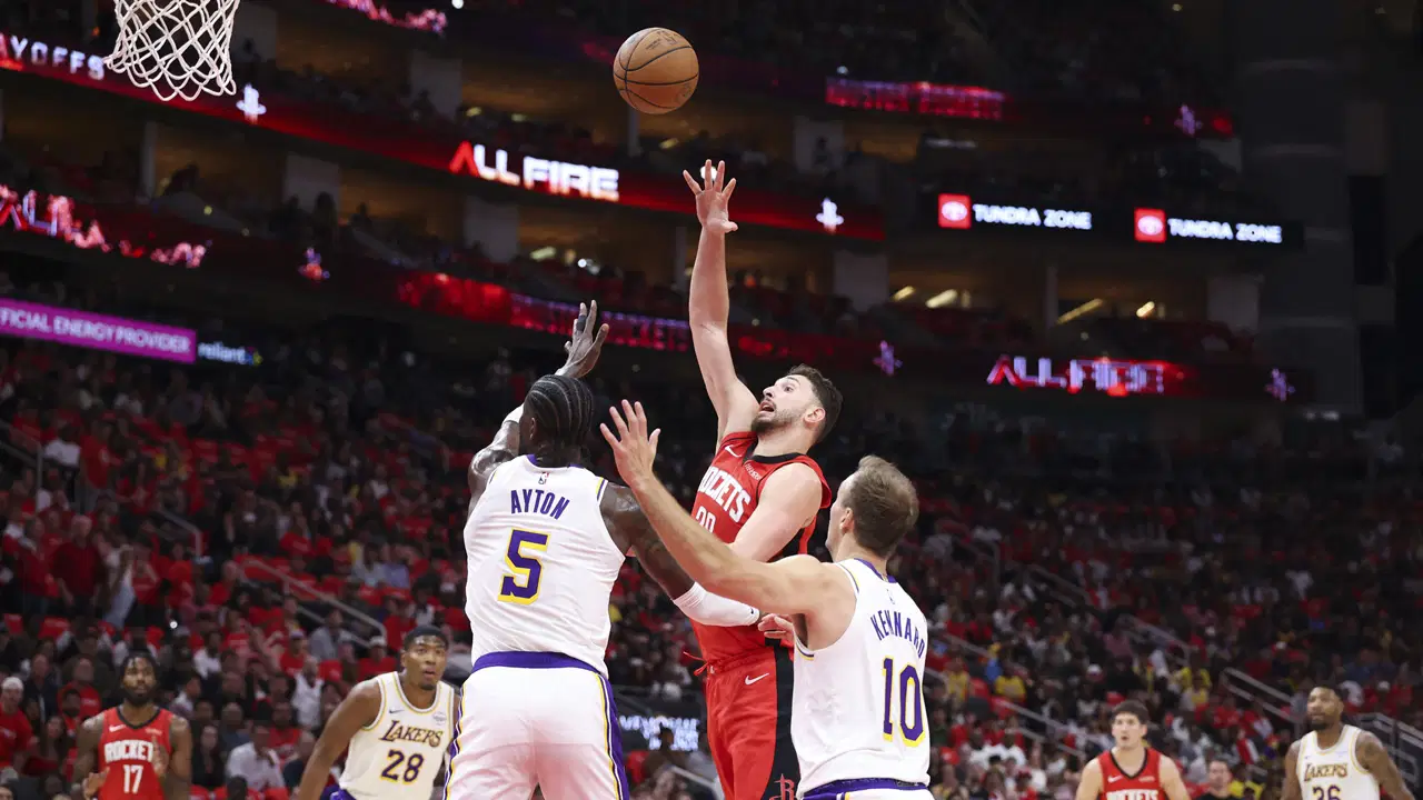Rockets, Alperen Şengün'ün 19 sayısıyla Lakers'ı devirdi