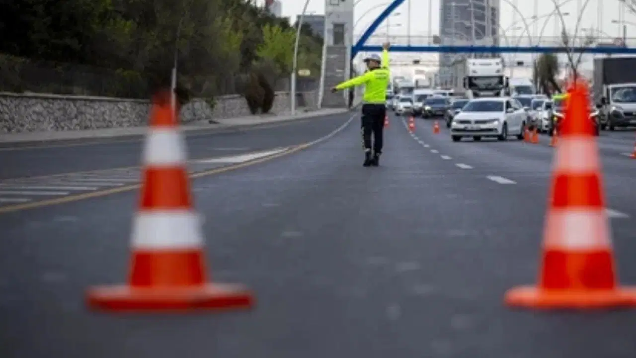 1 Mayıs 2026 Cuma günü İstanbul'da hangi yollar kapalı? 1 Mayıs'ta Taksim kapalı mı?
