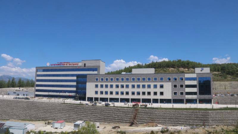 Diyaliz cihazları depoda çürütüldü: Milyonlarca lira değerindeki cihazların çöp olması kabul edilemez