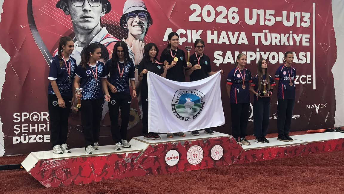 Bartınlı gençlerden tarihi başarı