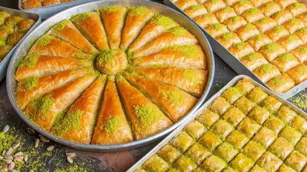 Baklavanın bilinmeyen tarihi: İlk kim yaptı, 'klasik' olanı hangisi?