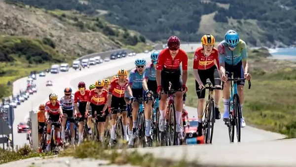 Bin 133 kilometrelik Türkiye Bisiklet Turu bugün İzmir Çeşme’den başlıyor: TUR’da pedallar dönüyor