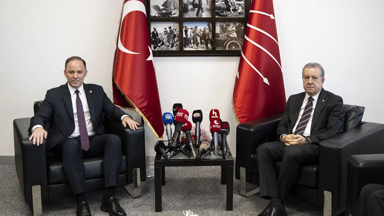 CHP ile MHP bayramlaşmasında dikkat çeken 'darbe' diyaloğu