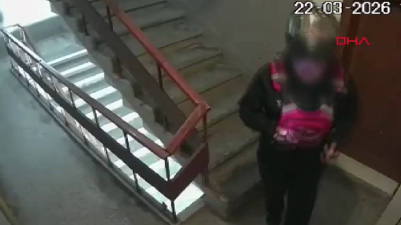 Kayseri'de Kuryenin İğrenç Anı Kamereye Yansıdı mı?