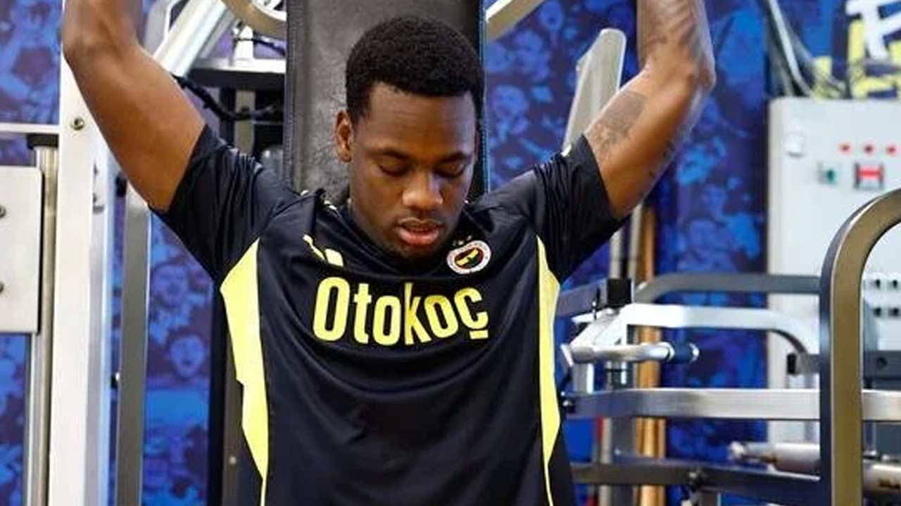 Fenerbahçe'ye Jhon Duran'dan iyi haber!!