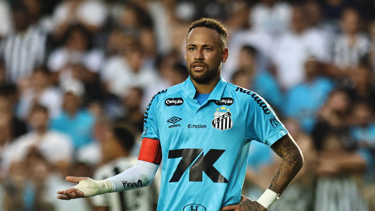 Adı sarı lacivertli ekiple anılıyordu: Fenerbahçe'nin eski oyuncusundan Neymar iddiası! 
