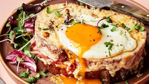 Fransız mutfağının kahvaltı klasiği: Croque Madame