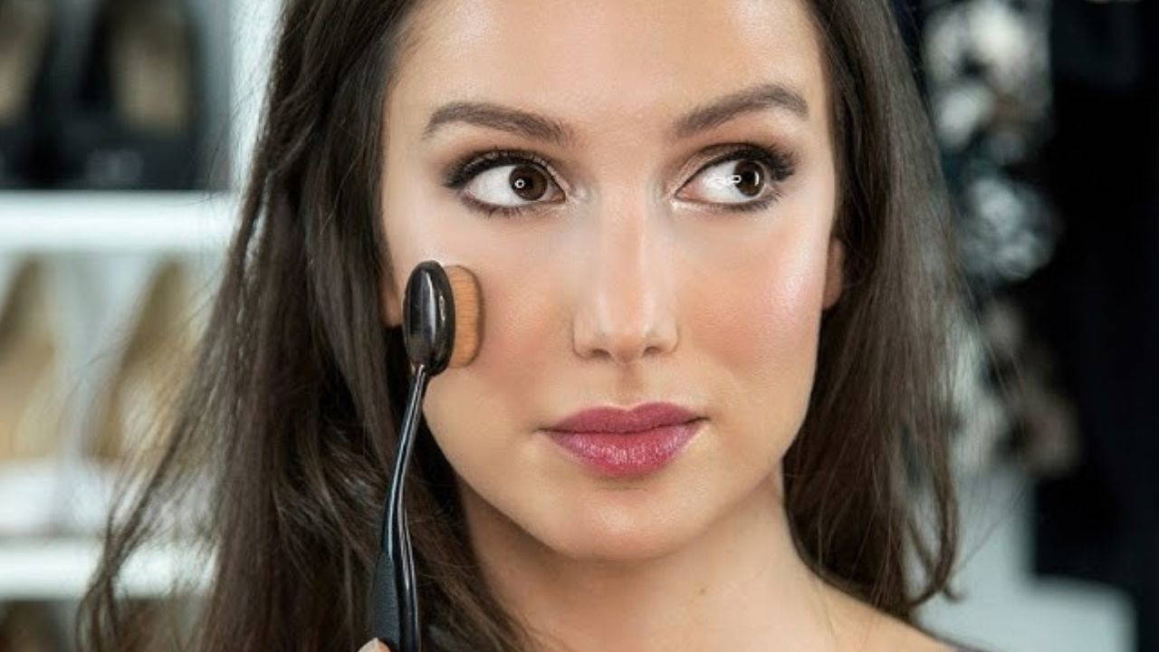 Makyajda profesyonel görünümün sırrı: Fırçalar ve süngerler