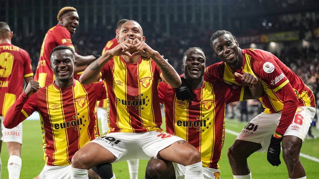 Göztepe, 3 puanı 3 golle aldı! 