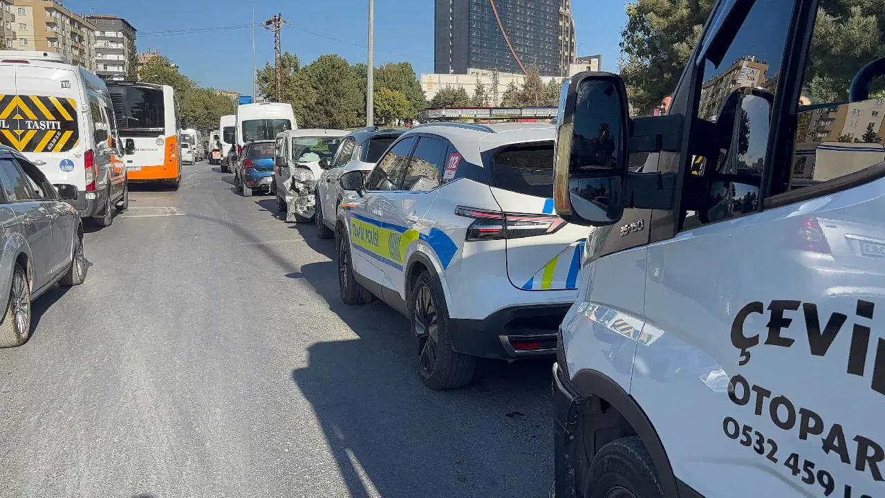 Gaziantep'te zincirleme kaza: Yaralılar var!