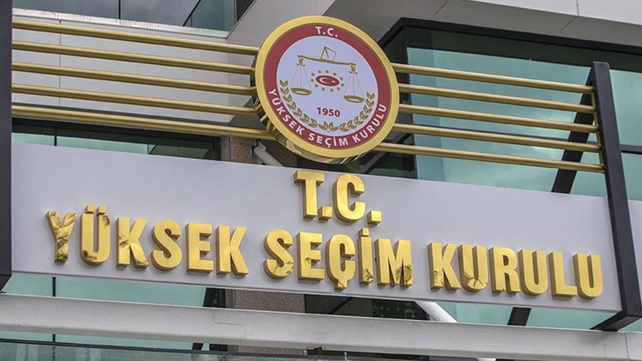 YSK 'CHP' gündemiyle toplandı