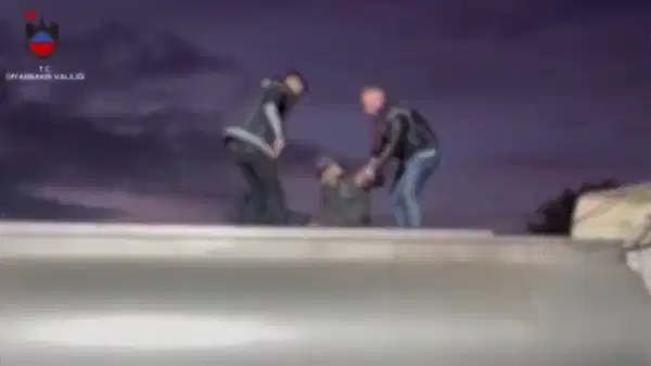 Diyarbakır'da tanker içinden 32 kaçak göçmen çıktı! 4 organizatör tutuklandı...