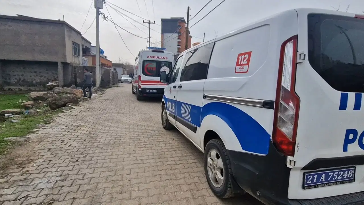 Diyarbakır'da 4 gün önce nişanlanan Kübra Keleş ölü bulundu: Dedesine ait tabancayla vurulmuş!