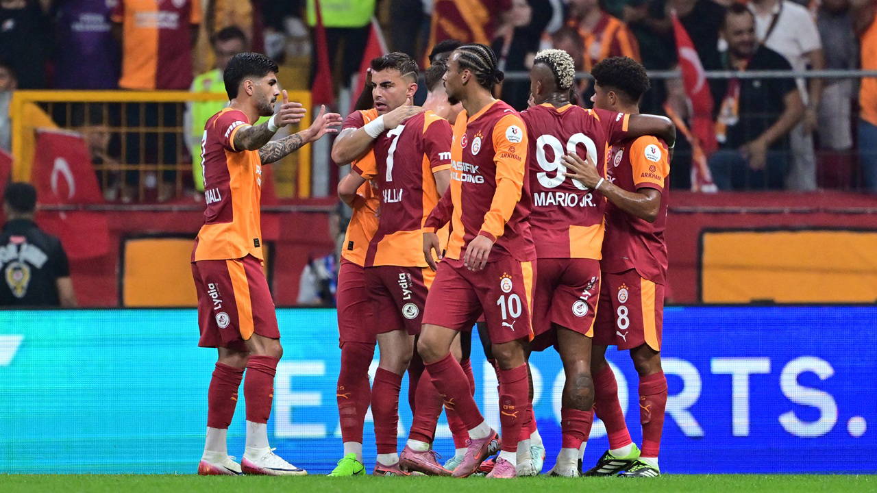 Spor yazarları, Galatasaray - Çaykur Rizespor karşılaşmasını değerlendirdi: 'Oynanan futbol taraftarı memnun etmedi'
