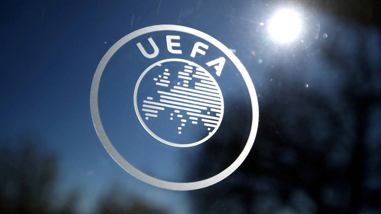 UEFA'dan flaş karar: Ev sahipleri elemelere katılacak!