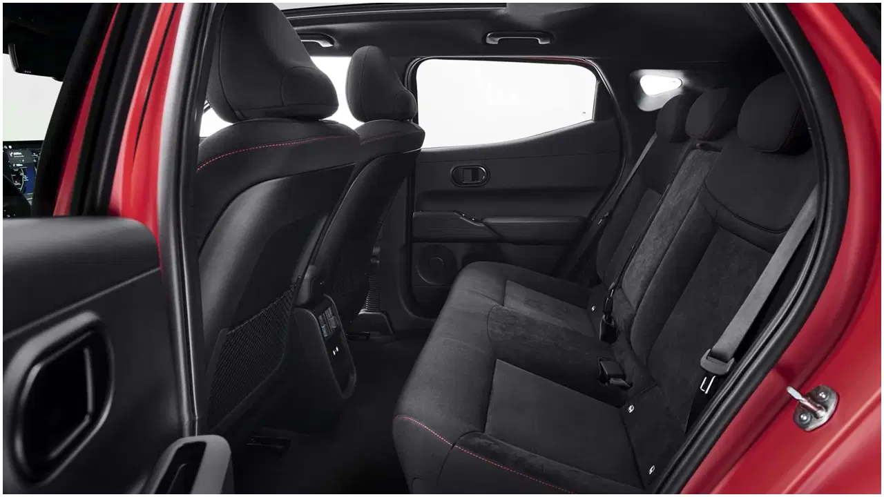 İzmit'ten dünyaya yeni elektrikli yıldız: Türkiye'de üretilecek Hyundai Ioniq 3 sahneye çıktı! 