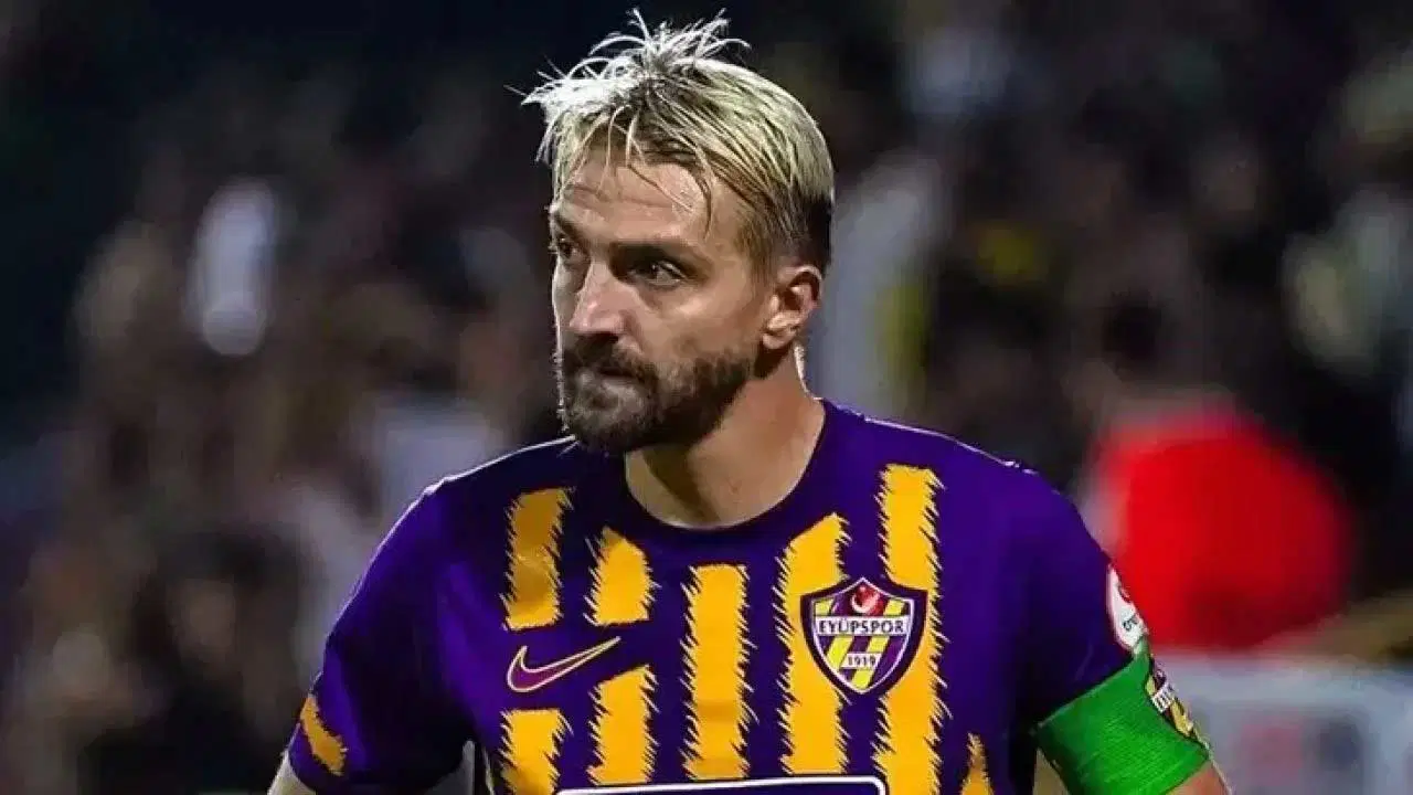 Caner Erkin, Eyüpspor'dan ayrıldı