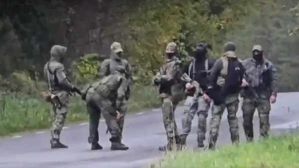Sınırda tedirginlik: Estonya, Rusya’ya açılan yolu kapattı