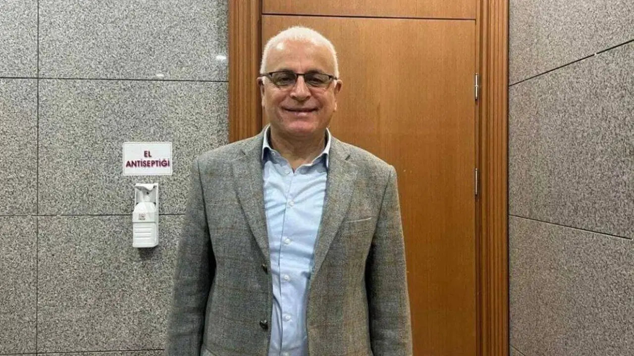 Almanya’da Merdan Yanardağ için dayanışma buluşması: 'Gerçekler susturulamaz'