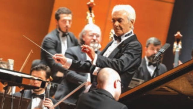 BİFO, Gürer Aykal yönetiminde Saygun çaldı