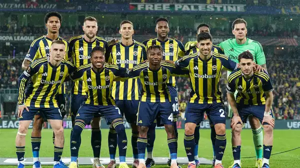 UEFA Avrupa Ligi'nde play-off oynamayı garantiledi: Fenerbahçe'nin muhtemel rakipleri belli oldu!