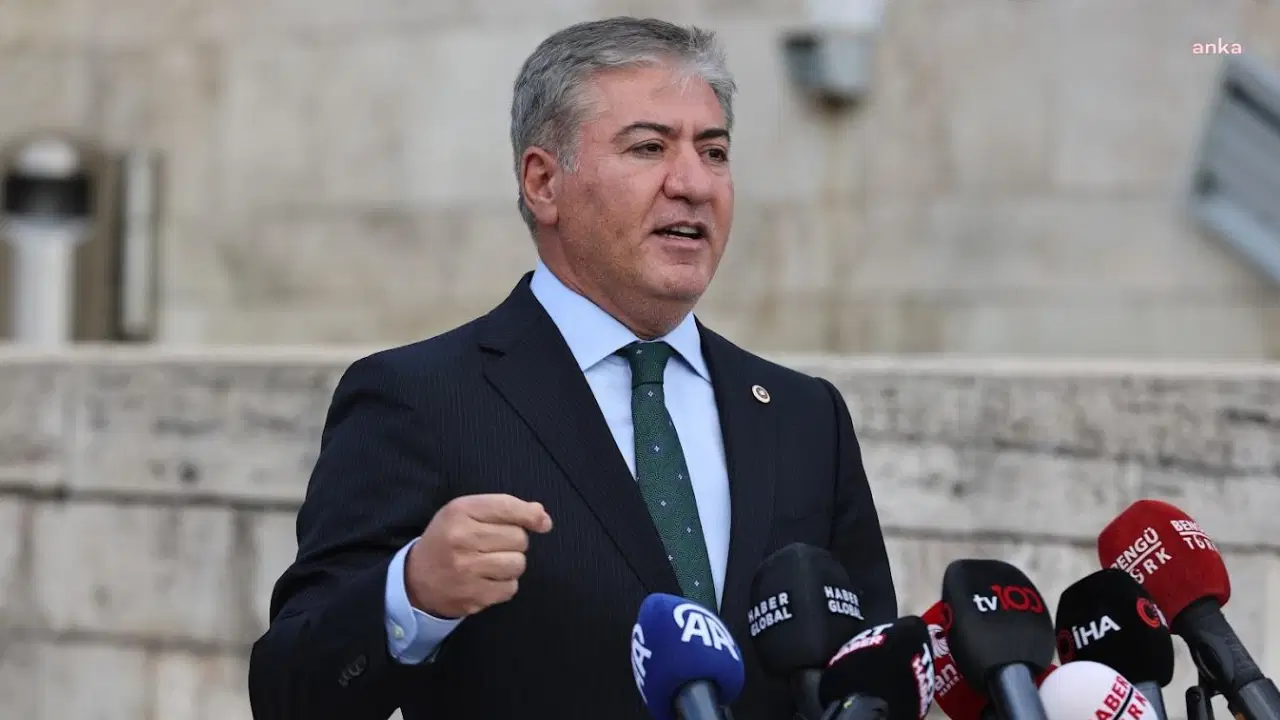 AKP'li belediye Bursa'da yanan alana maden başvurusunda bulunmuş... CHP'li Murat Emir: 'Bu vatan sizin kadar ihanet edeni görmedi!'