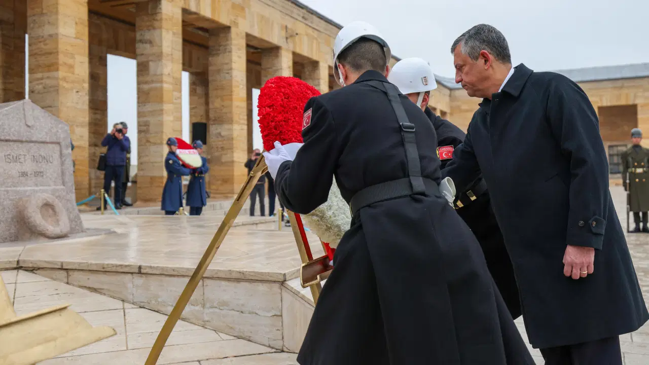 İsmet İnönü vefatının 52’nci yılında Anıtkabir’de anıldı 