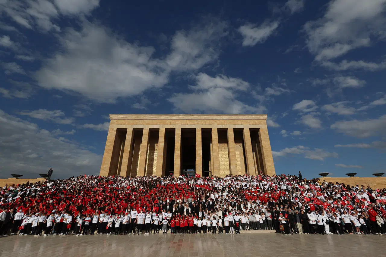 LÖSEV’den Anıtkabir ziyareti