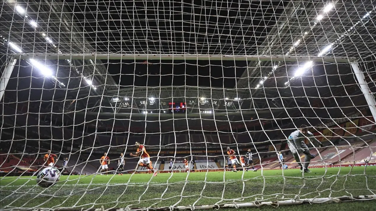AYM, TFF'nin futbol yayınlarına ilişkin erişim engelleme yetkisini iptal etti