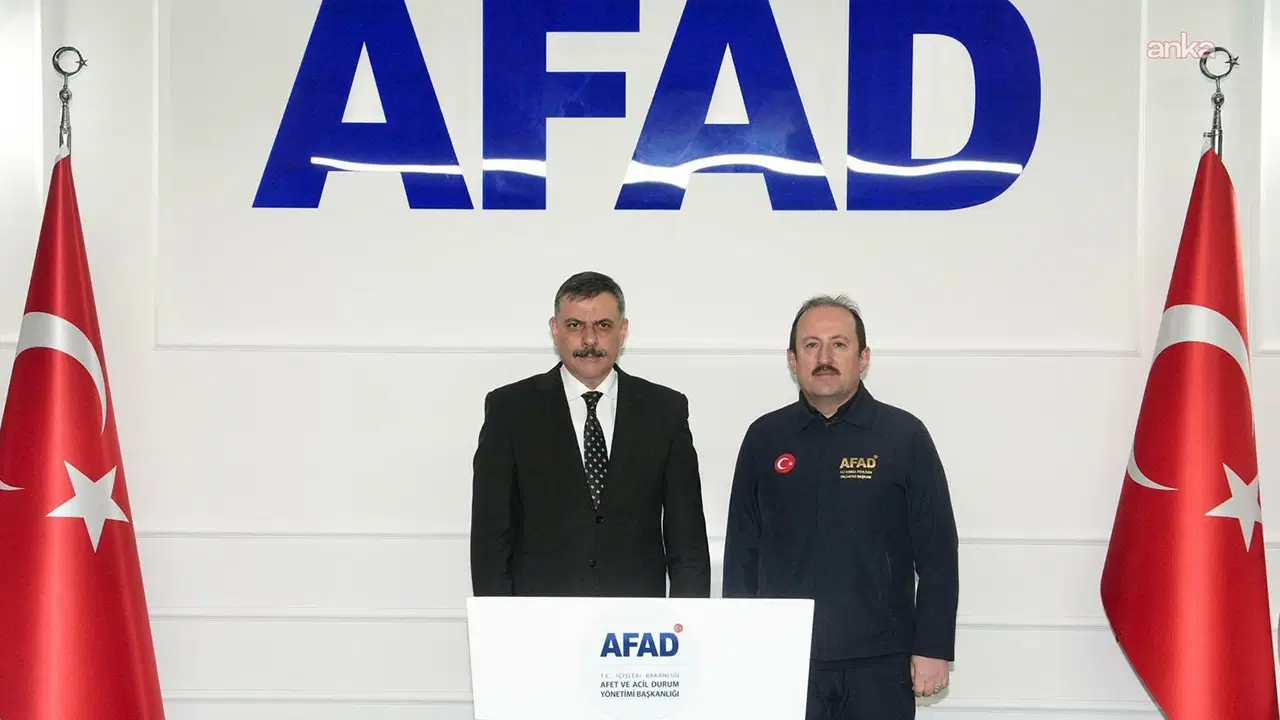 İçişleri Bakanı Çiftçi'den, AFAD'a ziyaret