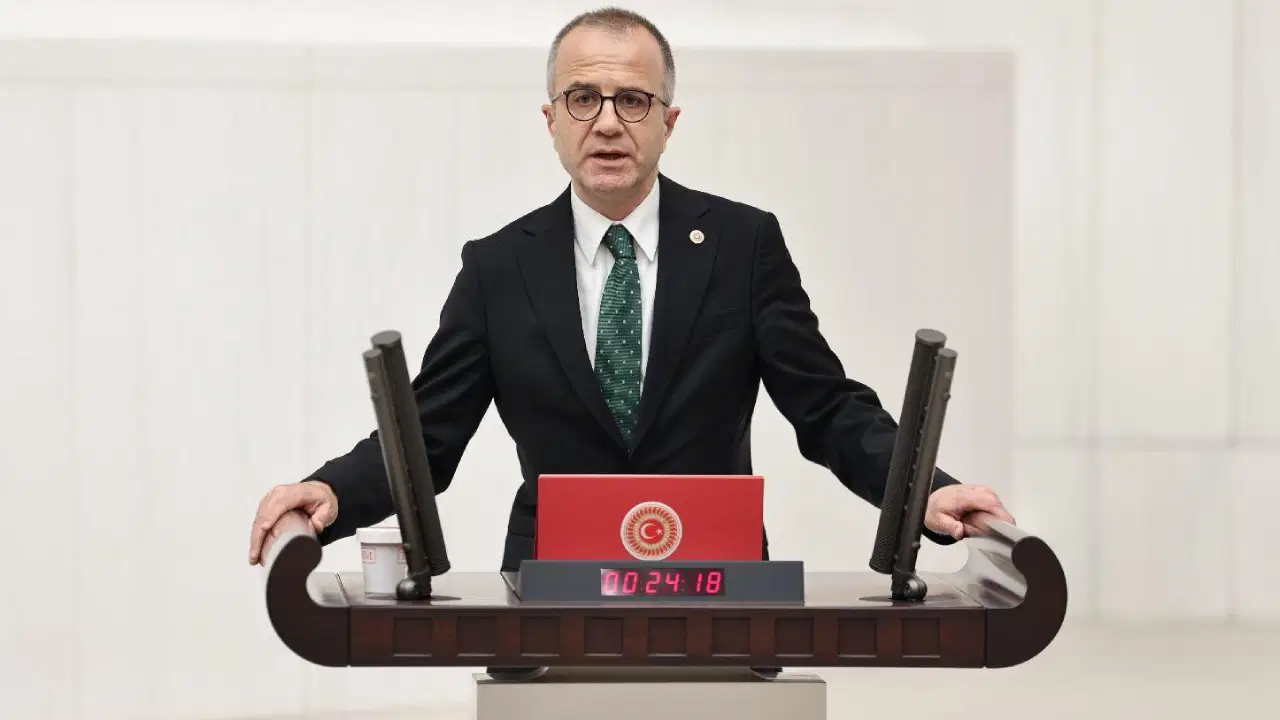 CHP'li Konuralp'ten Alican Uludağ'ın gözaltına alınmasına tepki