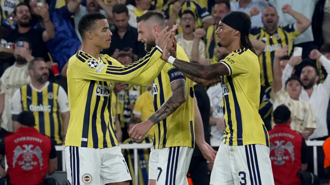 Fenerbahçe'nin Gaziantep FK maçının kadrosu belli oldu! Sarı-lacivertlilerde 3 eksik...