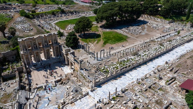 Efes Antik Kenti’nde 'taş hastanesi' kuruldu!