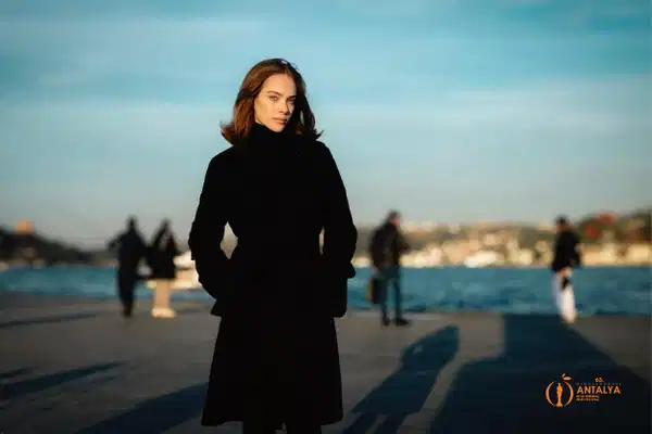 Leyla Smyrna Cabas kimdir? Leyla Smyrna Cabas nereli, kaç yaşında?