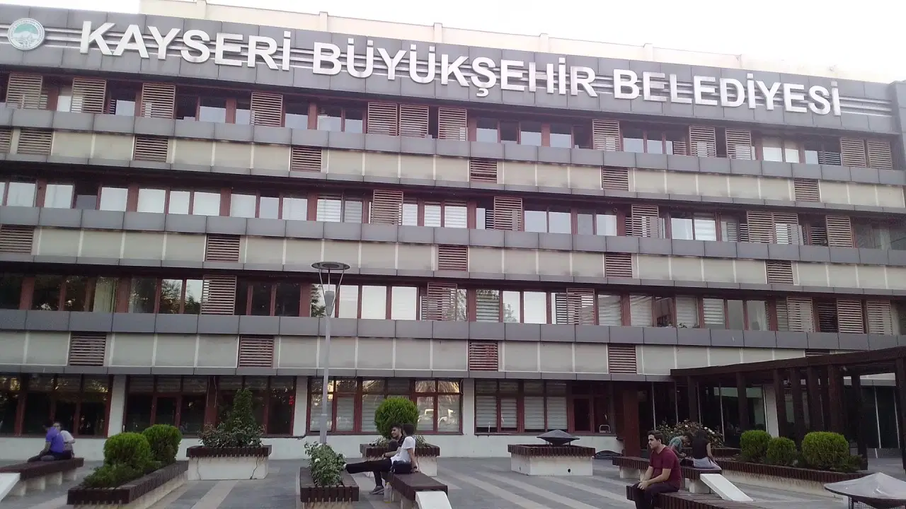 Sayıştay tespit etti! AKP’li belediyede aynı kişilere birden fazla usulsüz ödeme