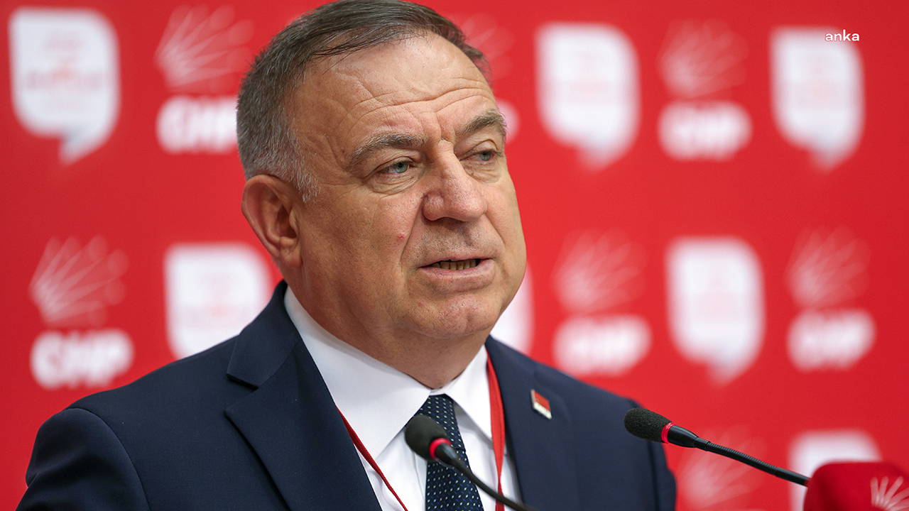 CHP'li Gökan Zeybek'ten, 45. Asliye'nin 'kayyum' kararına tepki: 'Yeni bir kara lekeye imza attınız...'