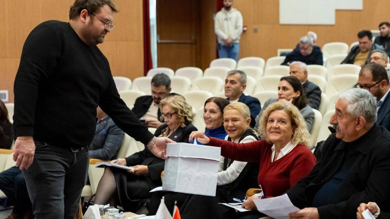 Yenişehir Belediyesi’nde yılın ilk meclis toplantısı gerçekleştirildi