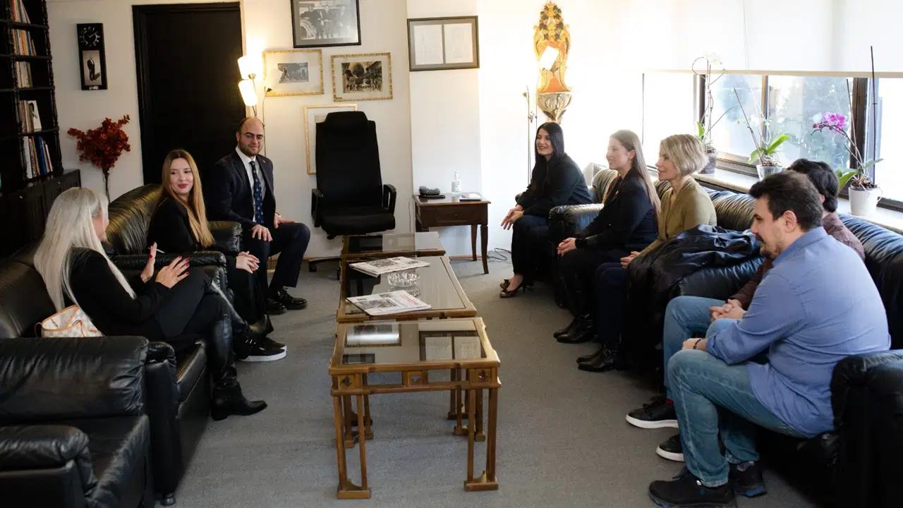 CHP Şişli'den Cumhuriyet'e Çalışan Gazeteciler Günü ziyareti