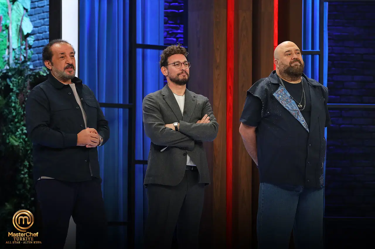 MasterChef All Star Altın Kupa'da üçüncü dokunulmazlık oyunu kim kazandı? 17 Aralık Çarşamba günü MasterChef All Star Altın Kupa'da eleme adayı kim oldu?