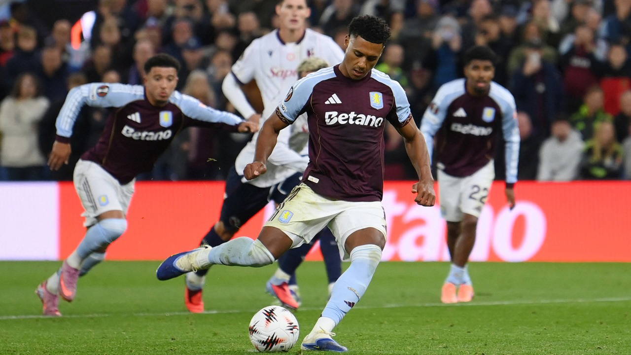 Aston Villa, evinde tek golle kazandı!