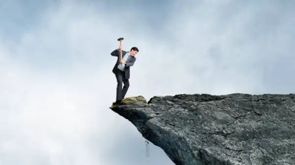 Kendilerini bitiren Sabotajcı ruhlu 3 burç: Bu burçların en büyük zararları kendilerinden geliyor