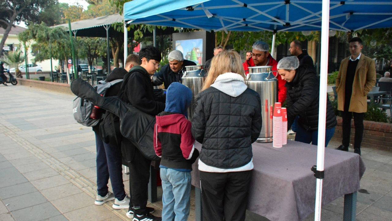 Ödemiş Belediyesi, sıcak çorba ikramı