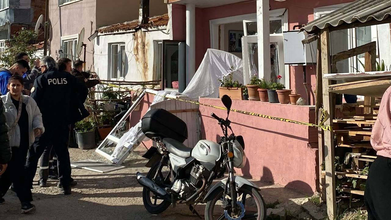 Çanakkale'de evde patlama!