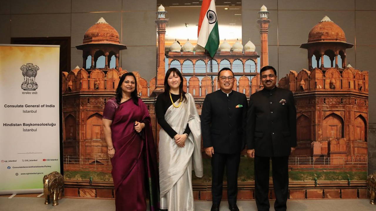 Hindistan'ın 77. Cumhuriyet Bayramı İstanbul'da kutlandı