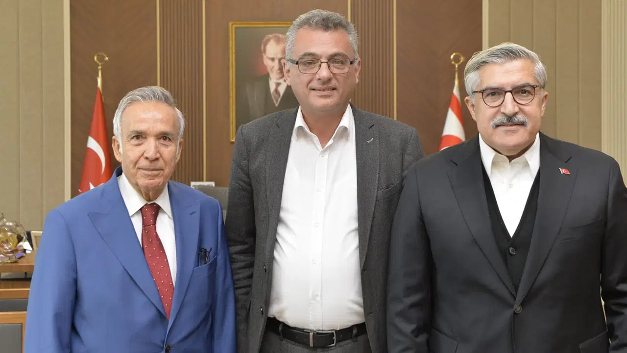 AKP'li Hüseyin Yayman'dan KKTC Cumhurbaşkanı Erhürman'a ziyaret